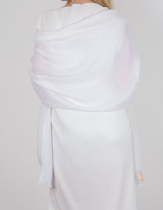 An image showing a cashmere wedding pashmina in white