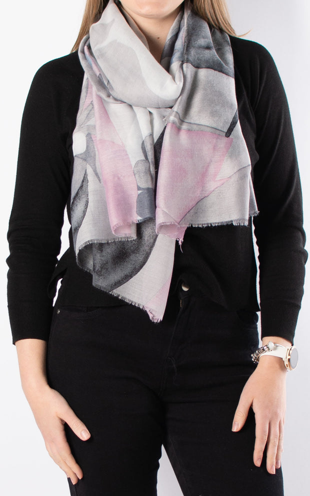 Scarf | Large Flower | Grey