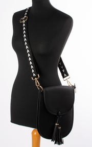 Oval Tassel Bag | Black